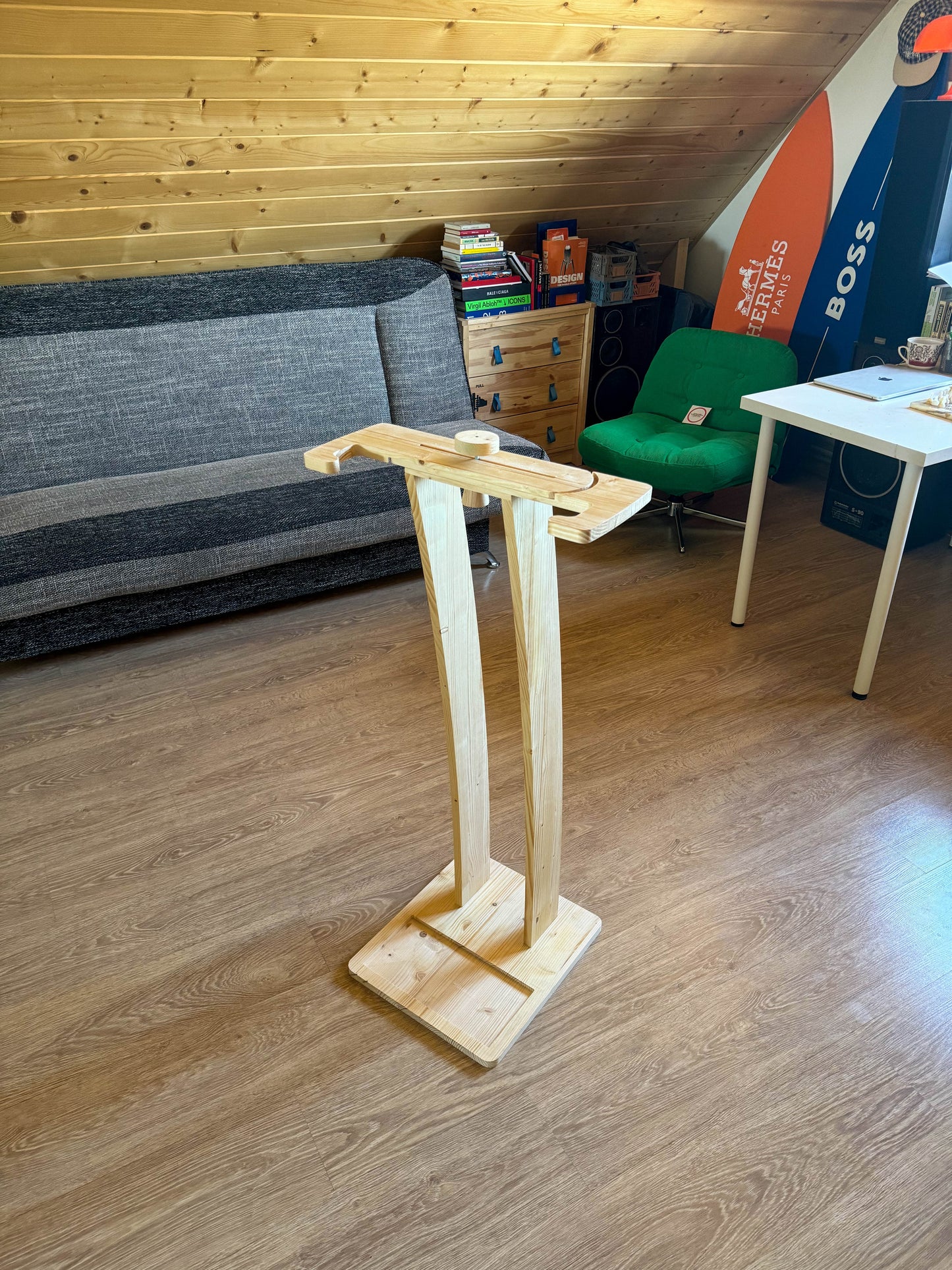 Wooden Rack Display Stand for Surfboard