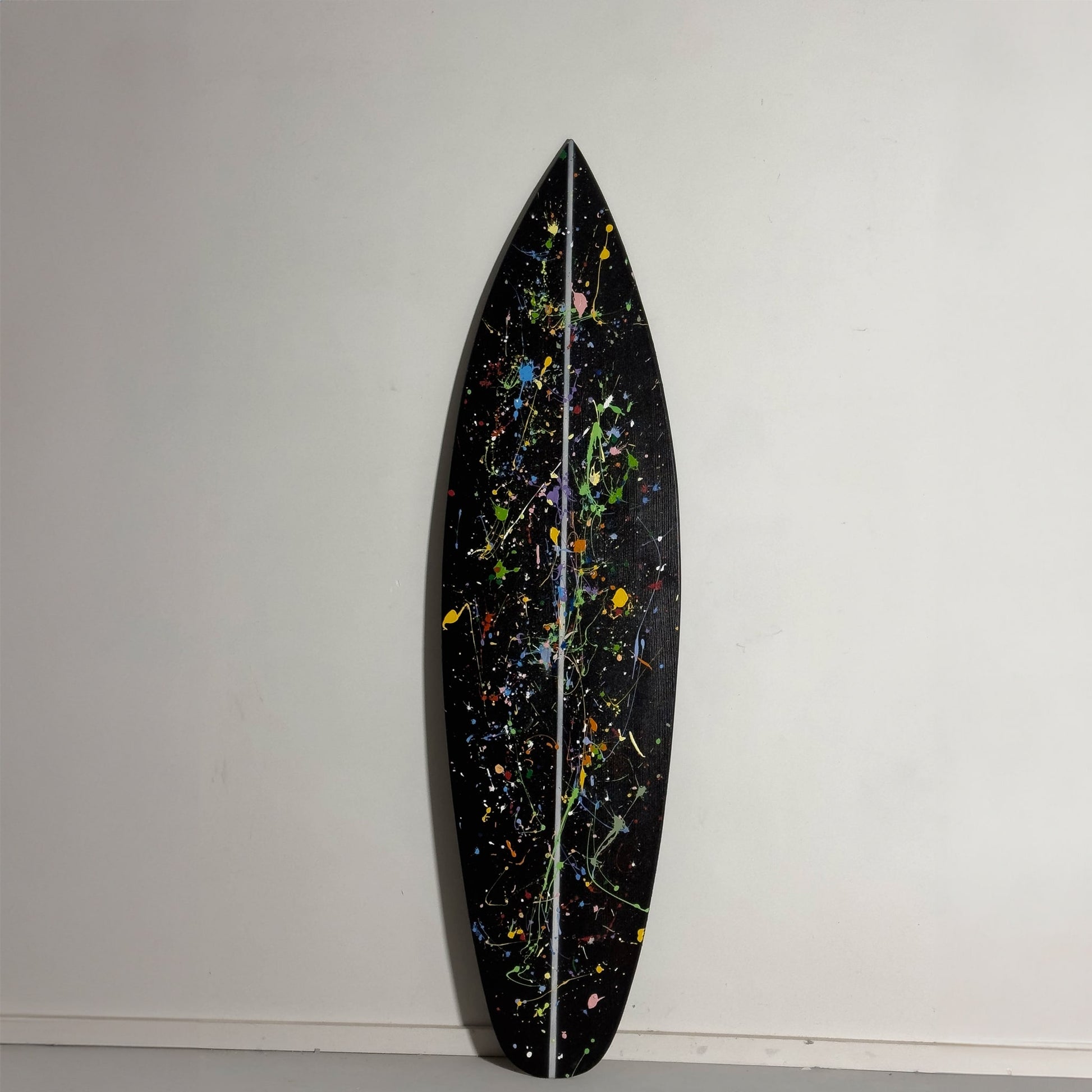 Jackson pollock style surfboard