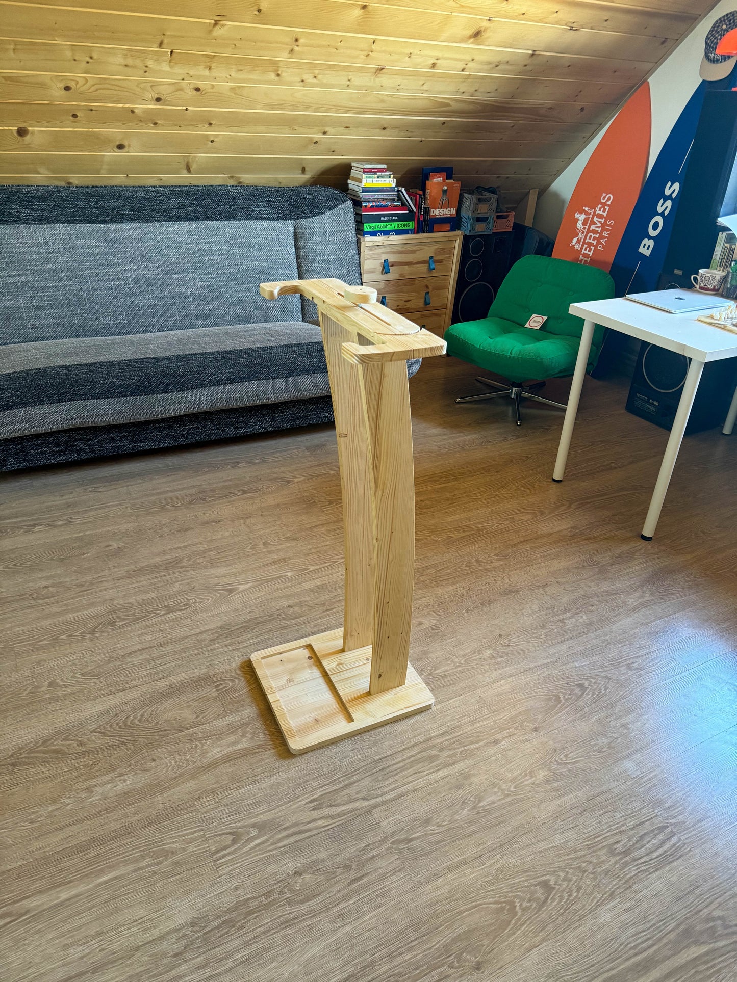 Wooden Rack Display Stand for Surfboard