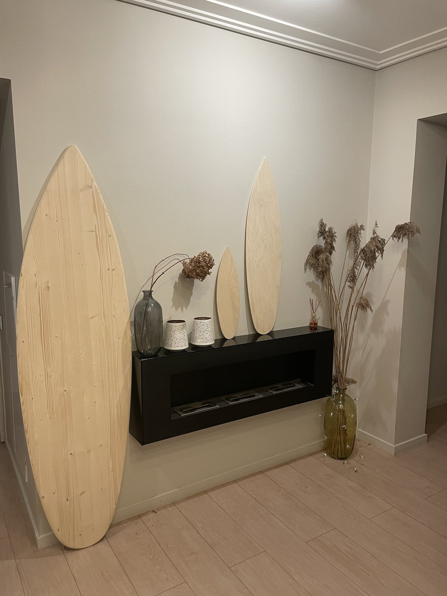 Rustic elegance in the making: Blank unpainted surfboard for DIY enthusiasts